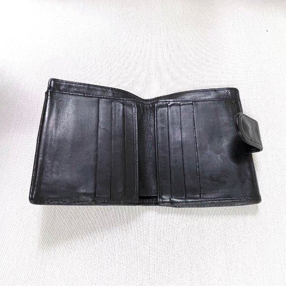 Chanel black caviar leather CC Logo trifold wallet on chain - Picture 7 of 13